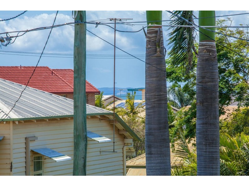13 Margaret Street, Scarborough QLD 4020