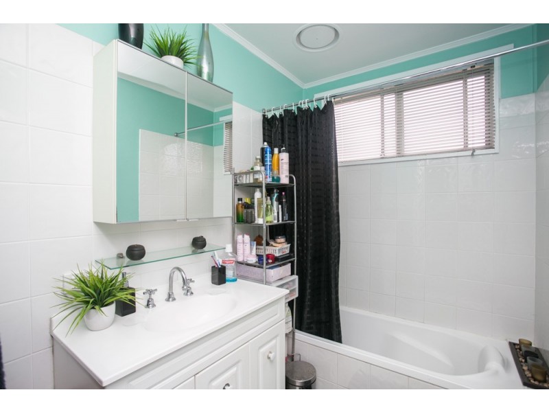 16 Pikett Street, Clontarf QLD 4019