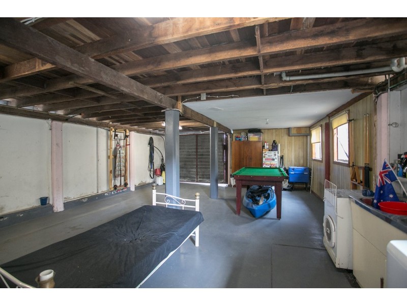 16 Pikett Street, Clontarf QLD 4019