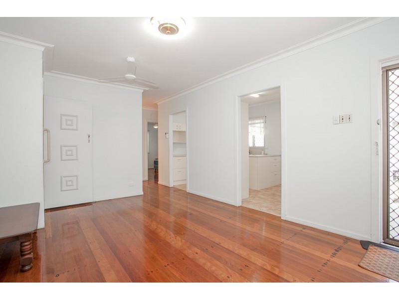 22 Bank Street, Margate QLD 4019