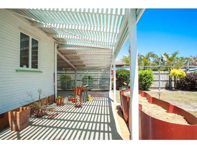 22 Bank Street, Margate QLD 4019