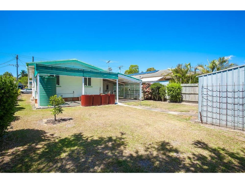 22 Bank Street, Margate QLD 4019