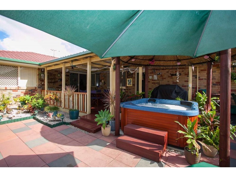 5 Amcord Place, Rothwell QLD 4022