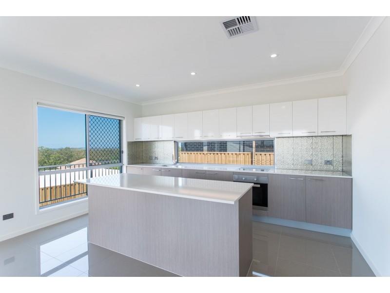 10 Hobby Court, Mango Hill QLD 4509
