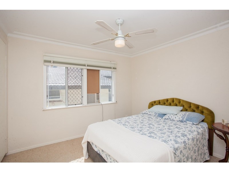 8 Brighton Street, Woody Point QLD 4019