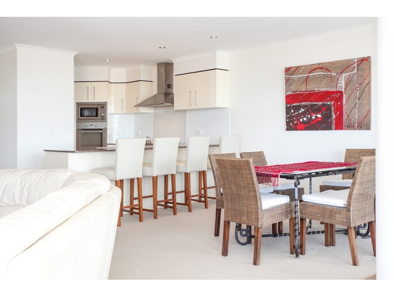 13/43 Marine Parade, Redcliffe QLD 4020