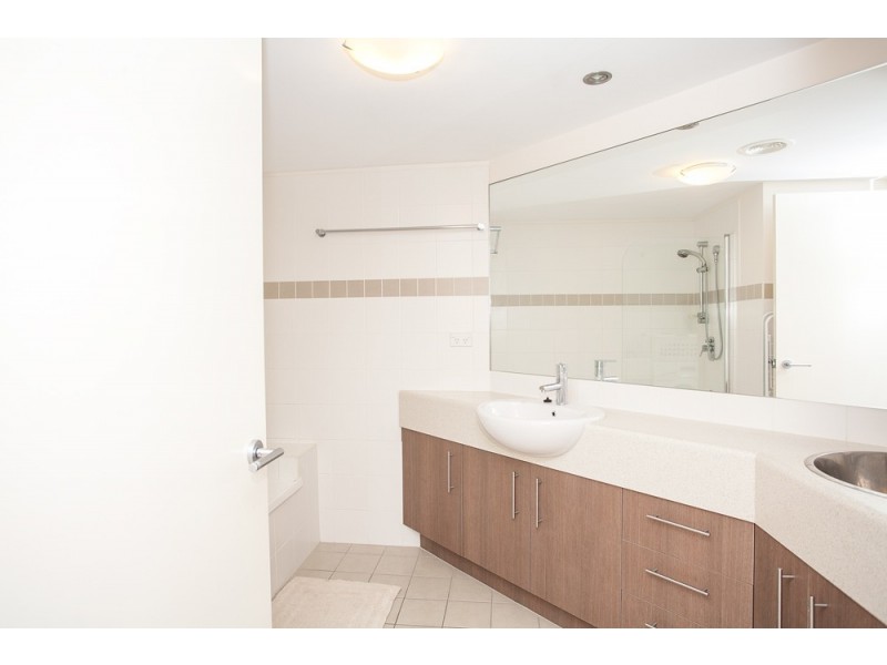 13/43 Marine Parade, Redcliffe QLD 4020