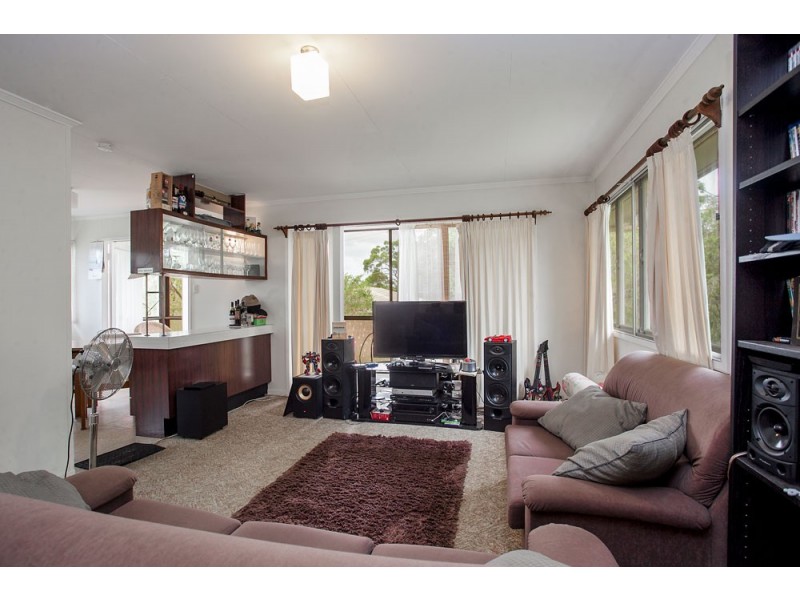 9 Coles Street, Arana Hills QLD 4054