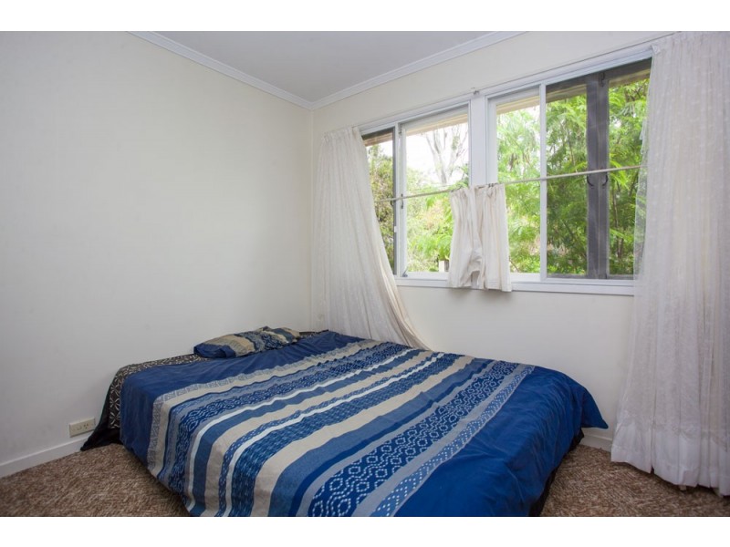 9 Coles Street, Arana Hills QLD 4054