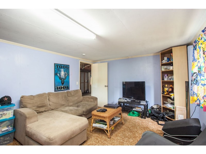 9 Coles Street, Arana Hills QLD 4054