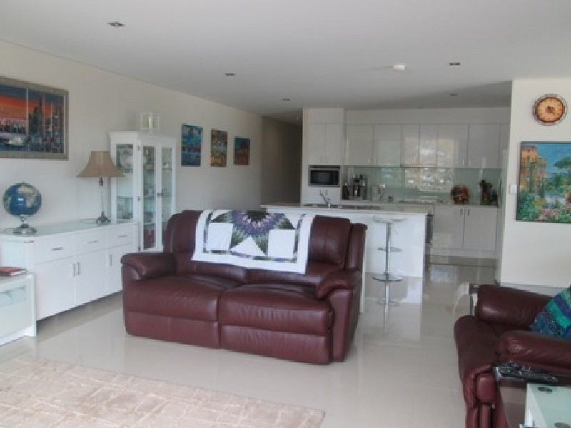6/17 Marine Parade, Redcliffe QLD 4020