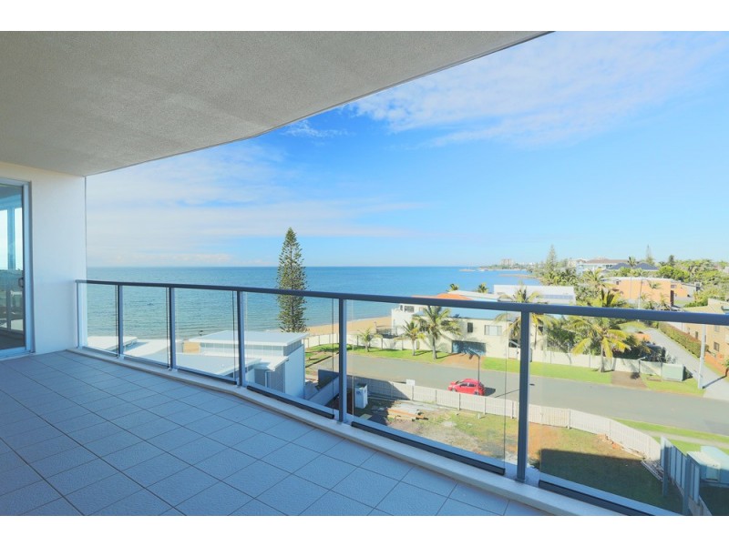 28/146 Prince Edward Parade, Scarborough QLD 4020