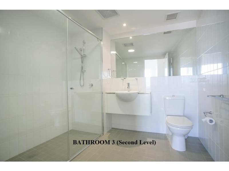 28/146 Prince Edward Parade, Scarborough QLD 4020