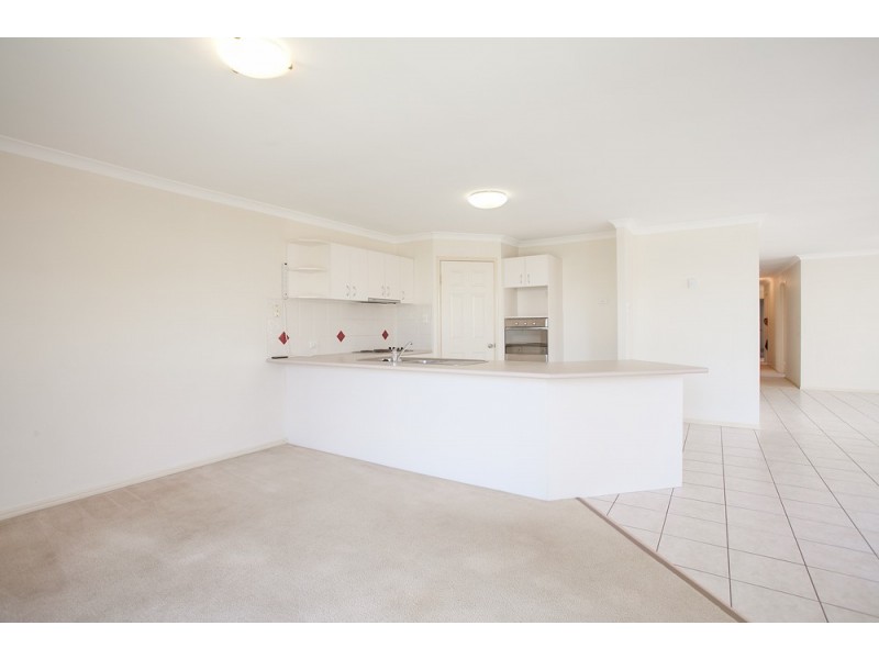 13 Walter Street, Redcliffe QLD 4020