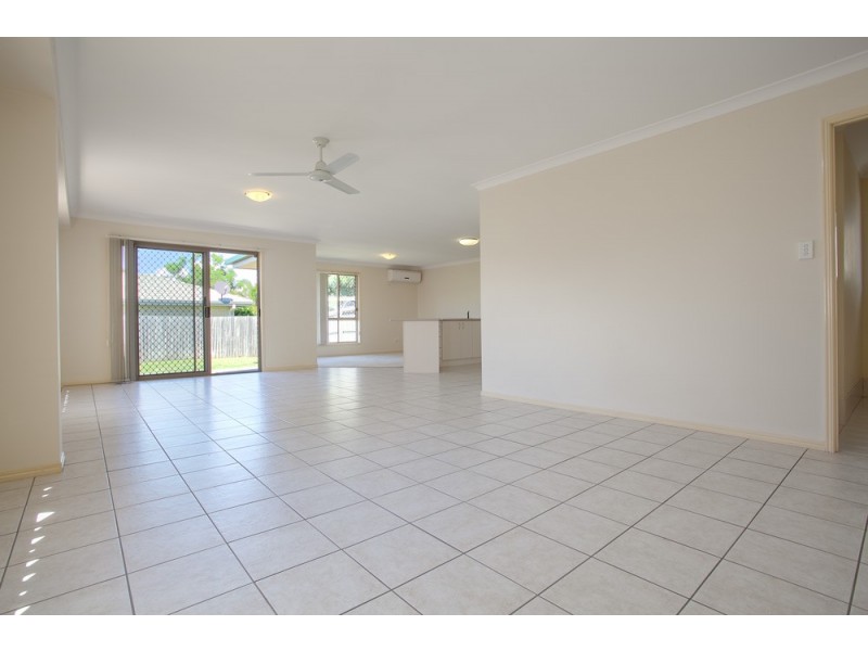 13 Walter Street, Redcliffe QLD 4020