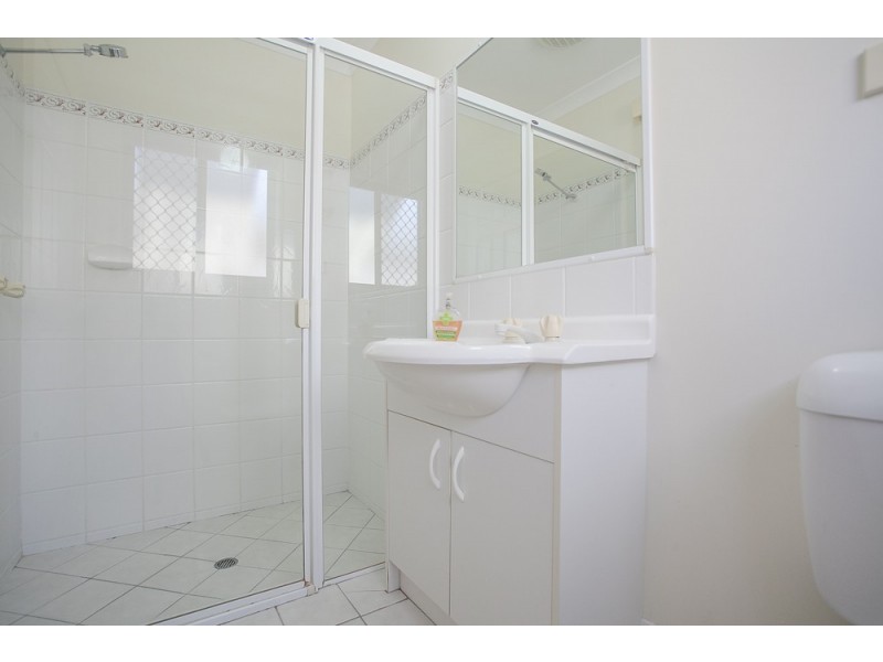 13 Walter Street, Redcliffe QLD 4020