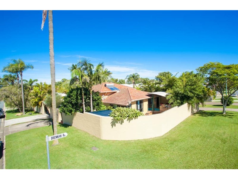 7 Palmtree Avenue, Scarborough QLD 4020