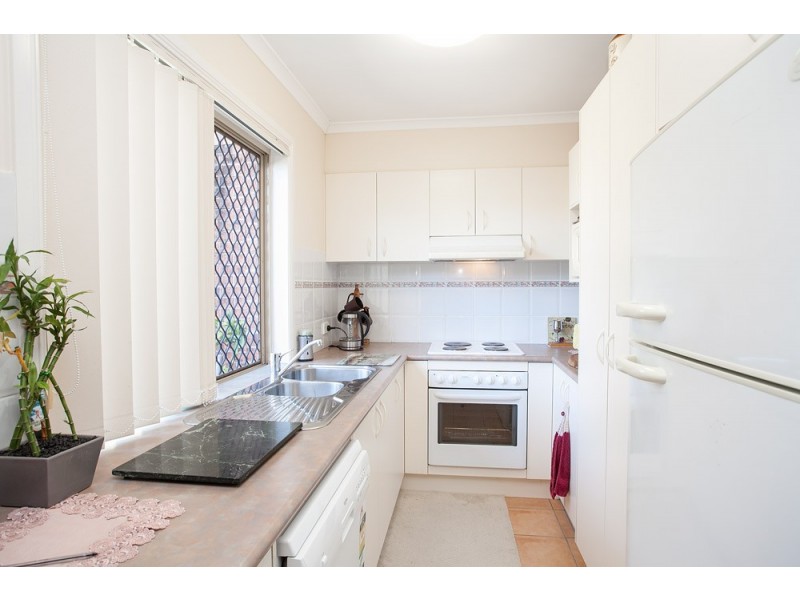 4/55 Georgina Street, Woody Point QLD 4019