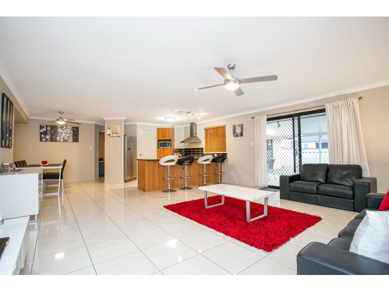 2 Parrey Court, Rothwell QLD 4022