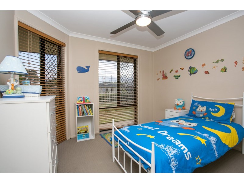 2 Parrey Court, Rothwell QLD 4022