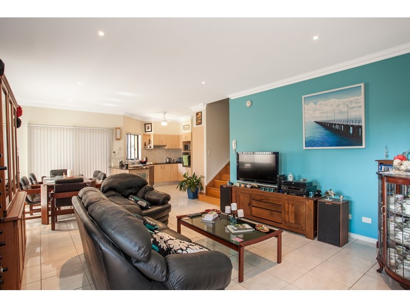 4/400 Scarborough Road, Scarborough QLD 4020