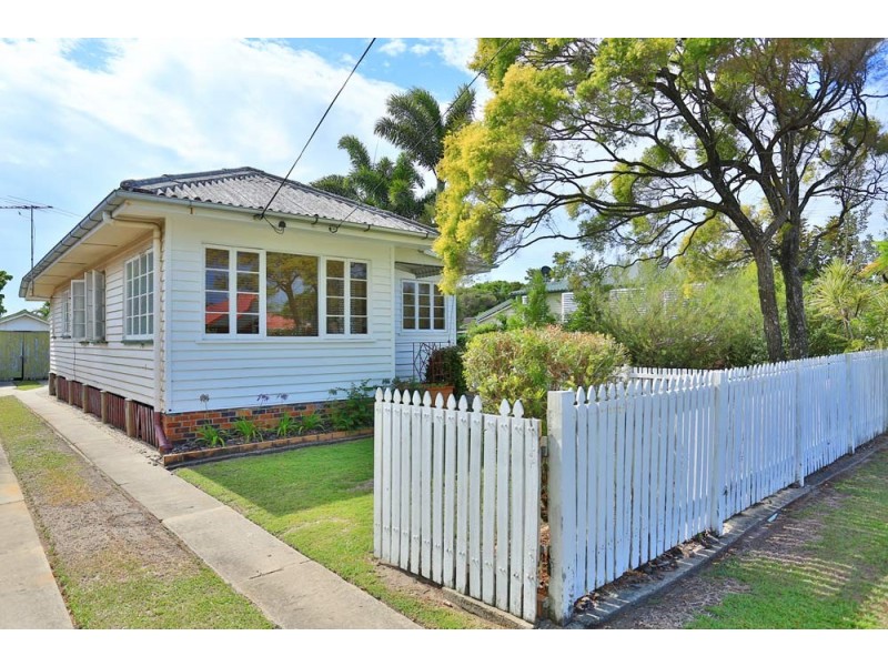 159 Oxley Avenue, Woody Point QLD 4019