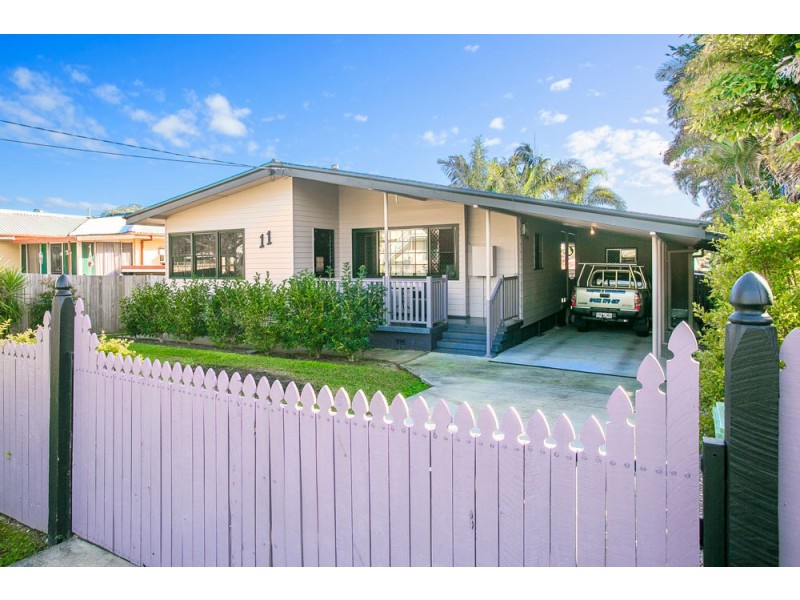 11 Watt Street, Redcliffe QLD 4020