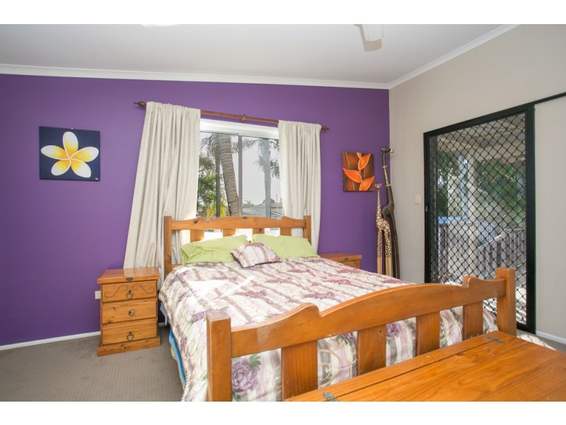 11 Watt Street, Redcliffe QLD 4020