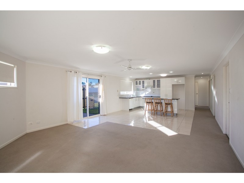 1/27 Drysdale Street, Rothwell QLD 4022