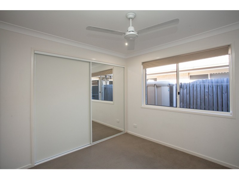 1/27 Drysdale Street, Rothwell QLD 4022