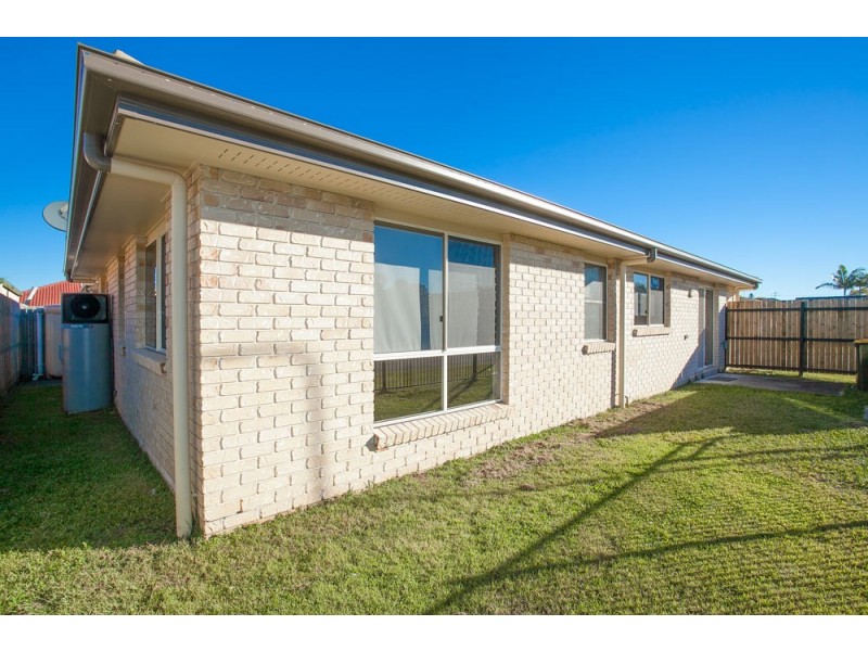 1/27 Drysdale Street, Rothwell QLD 4022