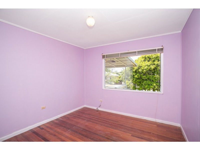 7 Blakeney Street, Woody Point QLD 4019