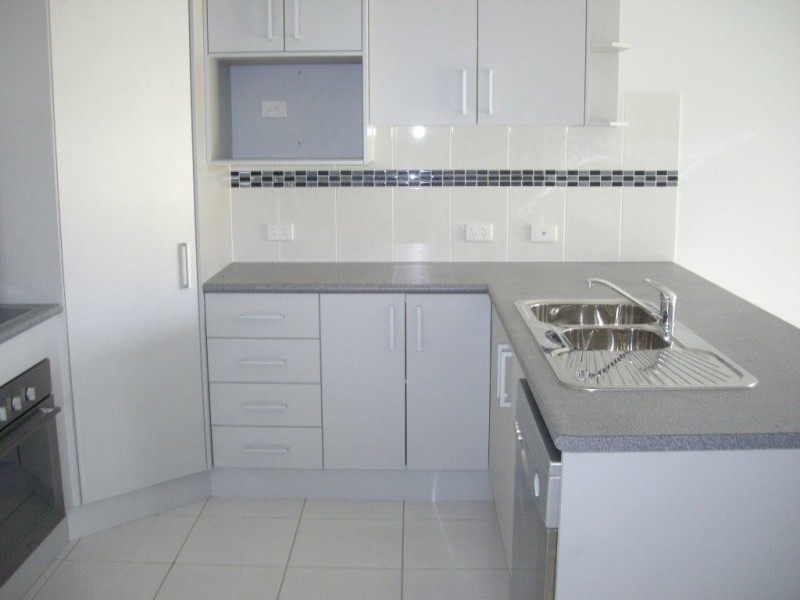 15B Cadell Crescent, Rothwell QLD 4022