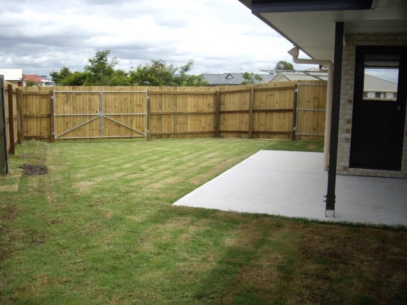 15B Cadell Crescent, Rothwell QLD 4022