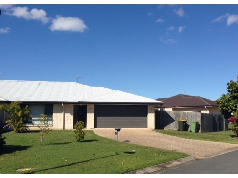 15B Cadell Crescent, Rothwell QLD 4022