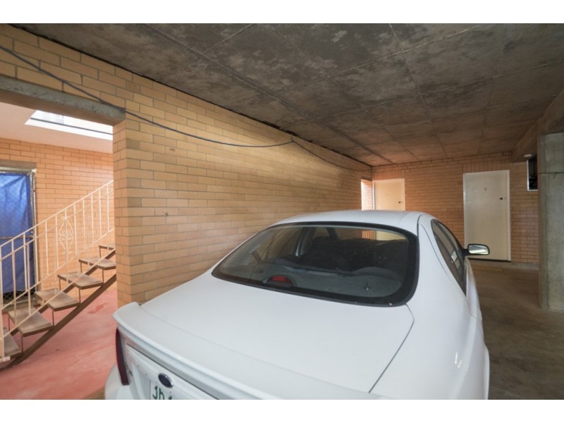 1/59 Collins Street, Woody Point QLD 4019