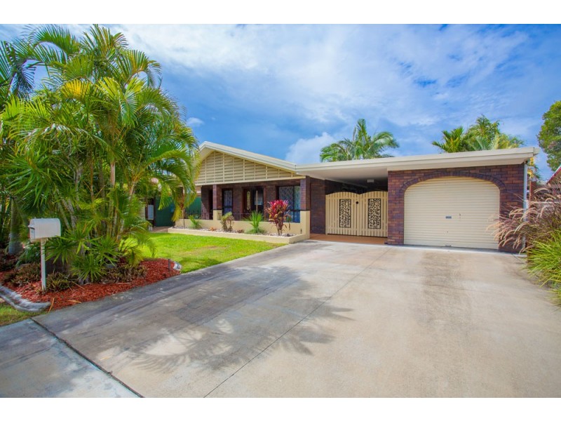 19 Matthew Street, Scarborough QLD 4020