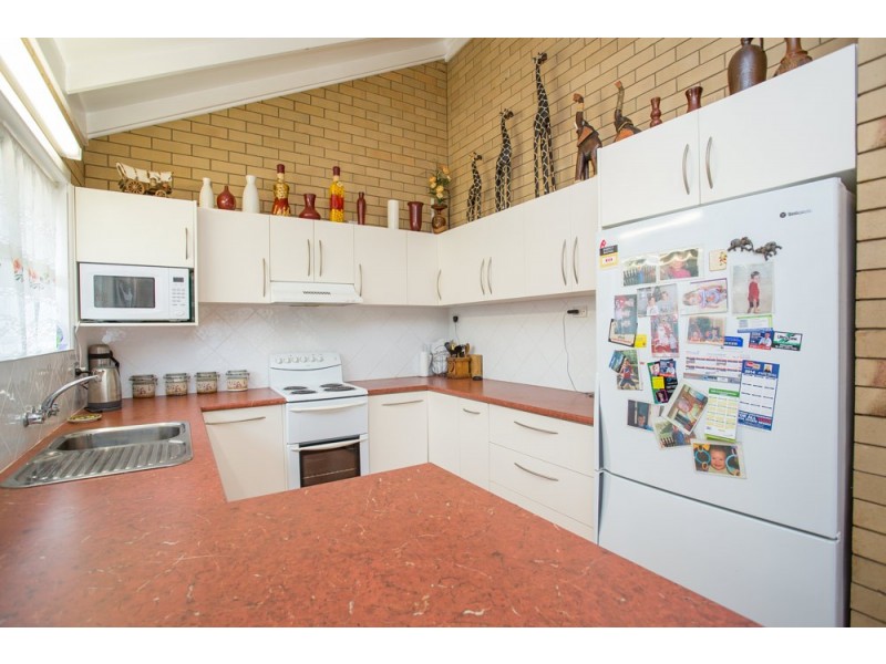 19 Matthew Street, Scarborough QLD 4020