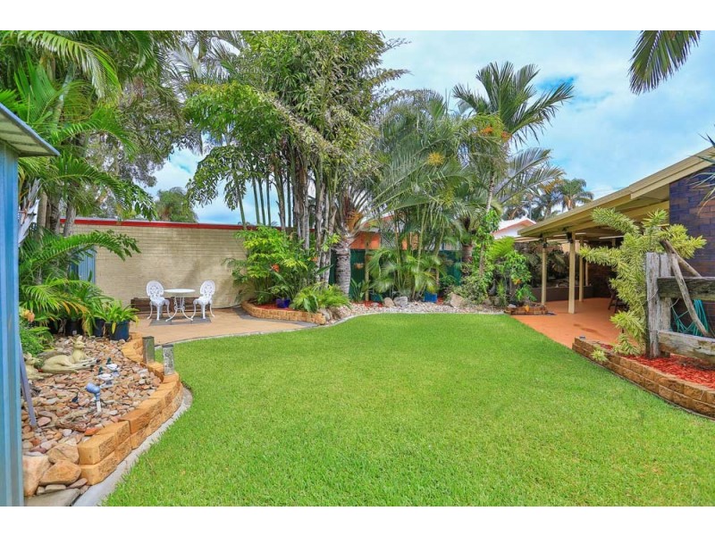 19 Matthew Street, Scarborough QLD 4020