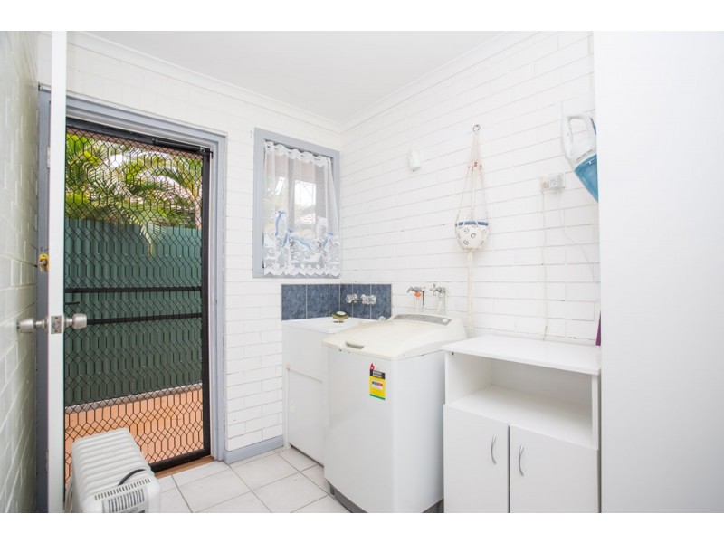 19 Matthew Street, Scarborough QLD 4020