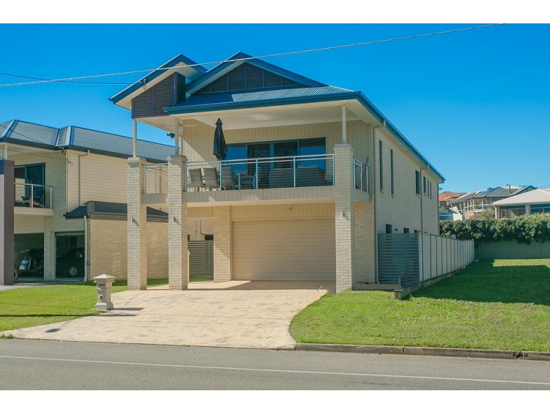 52A Oyster Point Esplanade, Scarborough QLD 4020