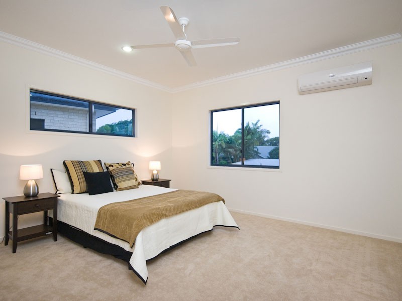 52A Oyster Point Esplanade, Scarborough QLD 4020