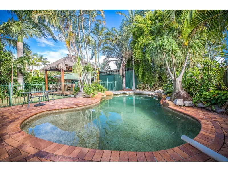 19 Roma Street, Scarborough QLD 4020