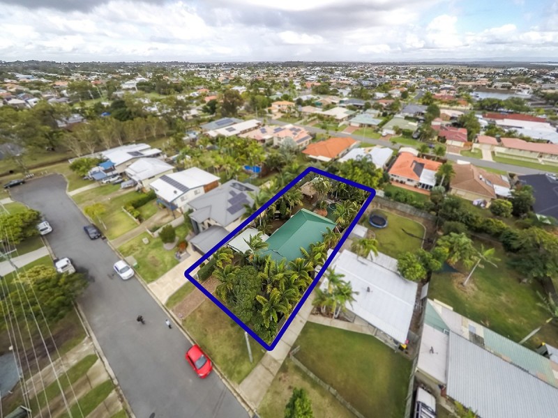 19 Roma Street, Scarborough QLD 4020