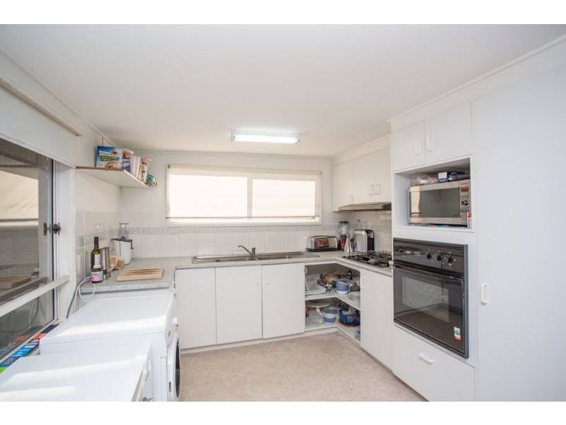 13 Grant Street, Redcliffe QLD 4020