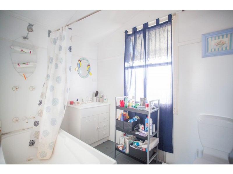 13 Grant Street, Redcliffe QLD 4020