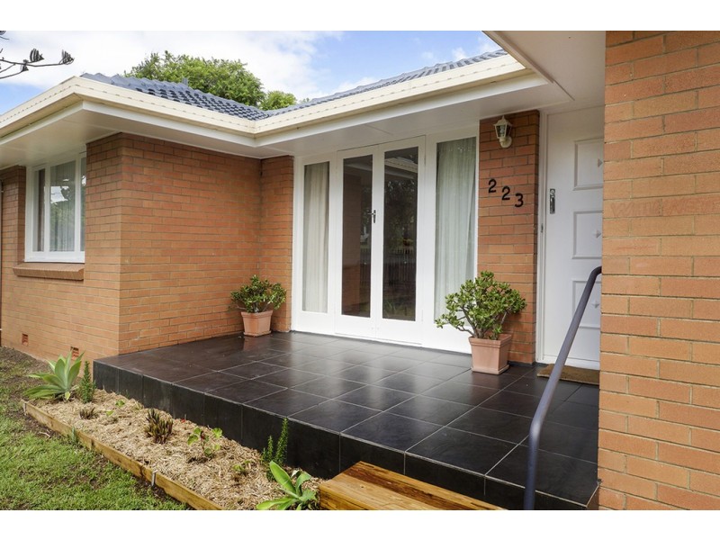 223 Scarborough Road, Scarborough QLD 4020