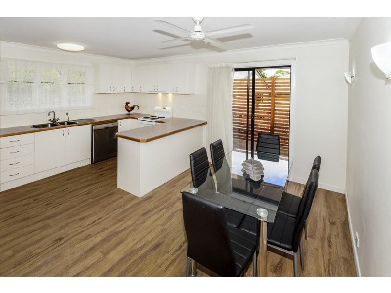 223 Scarborough Road, Scarborough QLD 4020