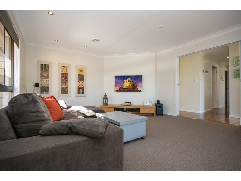 25 Picasso Court, Rothwell QLD 4022
