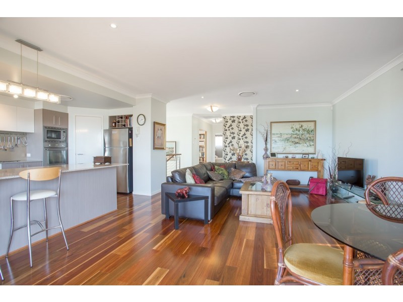 36a Michel Road, Scarborough QLD 4020